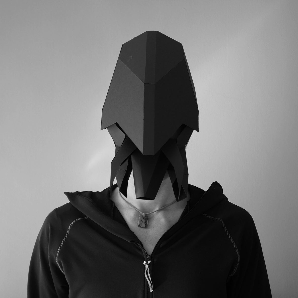 Juno - The Hunter | Sci-Fi DIY Mask Template | PDF Download - Wintercroft-Mask
