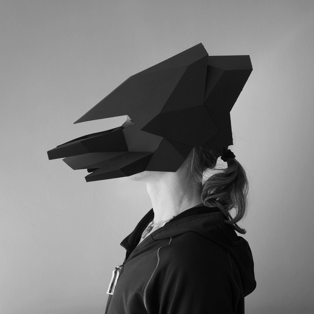 Juno - The Hunter | Sci-Fi DIY Mask Template | PDF Download - Wintercroft-Mask