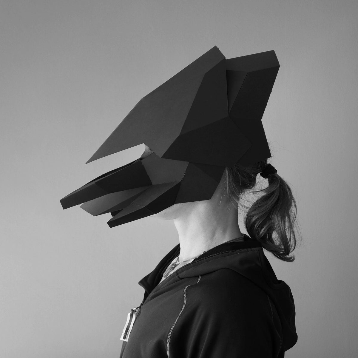 Juno - The Hunter | Sci-Fi DIY Mask Template | PDF Download - Wintercroft-Mask