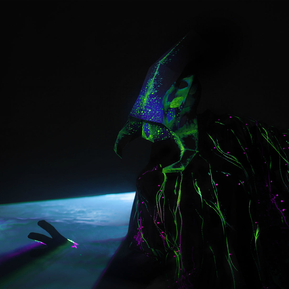 Una - The Hood - Wintercroft
 - 2